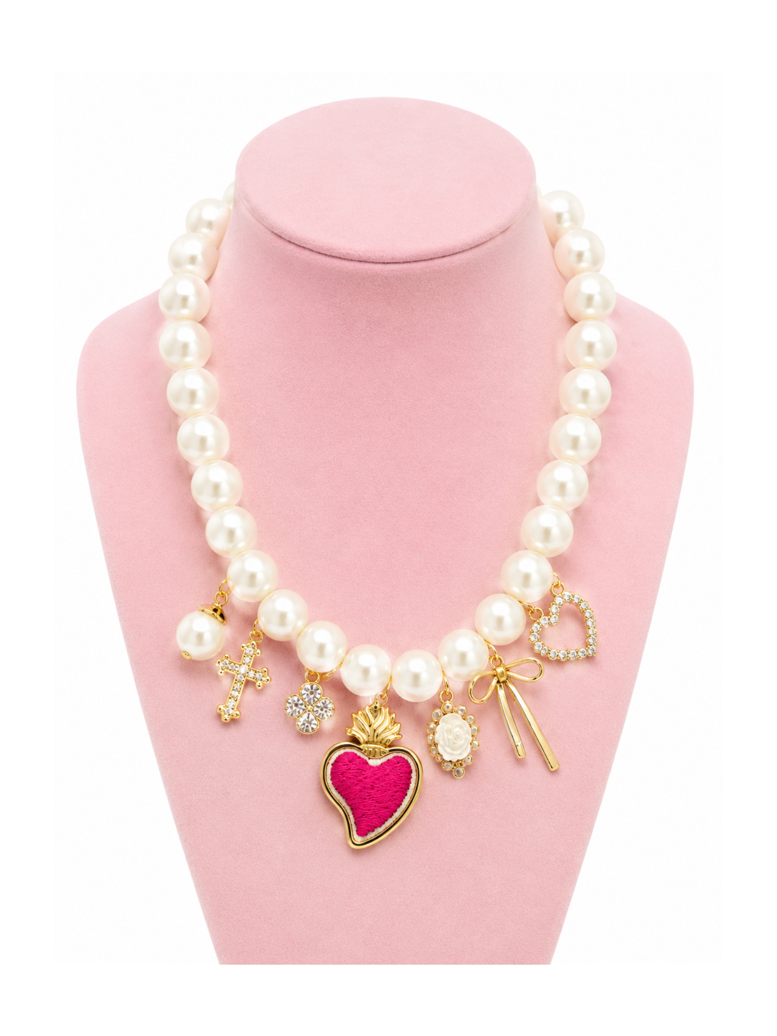 Collana sacro cuore ricamato
